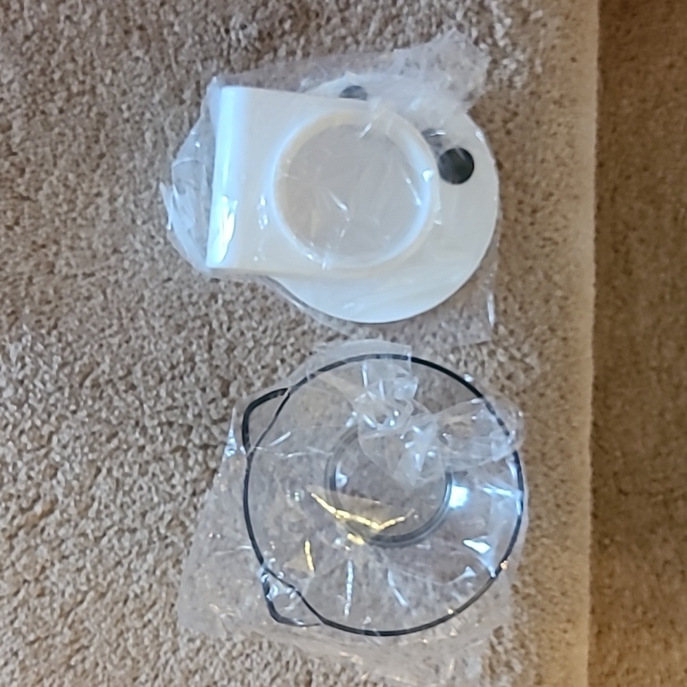 Tilted raised cat food bowl